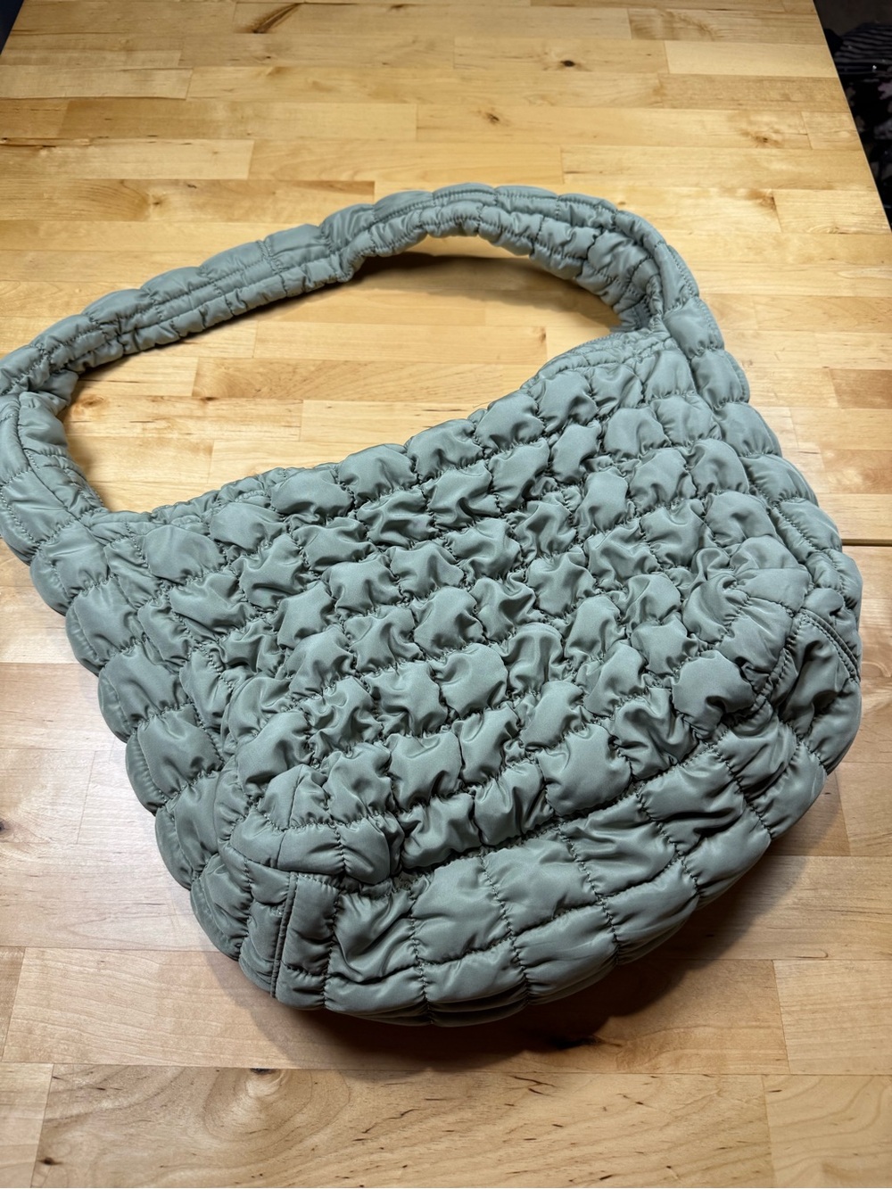 Do everything in love Quilted Puffer Shoulder Bag in Sage Green